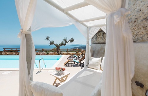 Varvara Villa | SECLUDED STONE BUILT LUXURY 3 BEDROOM VILLA WITH PRIVATE POOL AND SEA VIEW