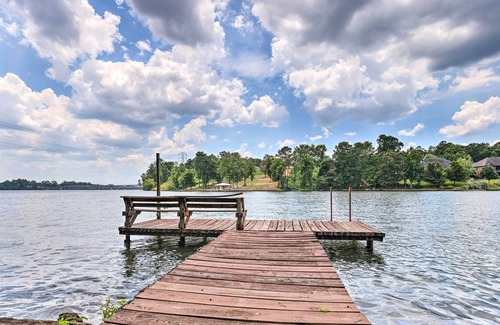 East Tallassee House | Secluded Waterfront Getaway w/ Private Dock!
