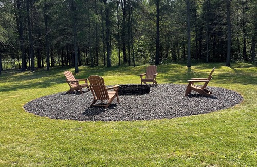 Two Harbors Cottage | Secluded Wooded Cottage Near Snowmobile & Walking Trails, Fire Pit, Fast Wi-FI