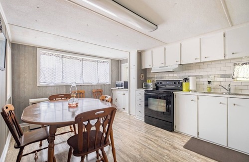 Denton House | Secluded Woodside Retreat