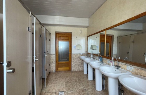 Dundgovi Hotel | Secret of Ongi