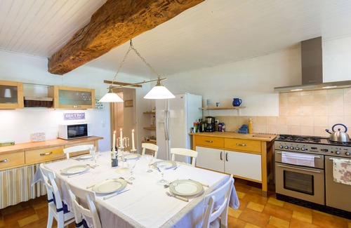 Bourgougnague House | Secure gated and fenced pool, quiet rural location, Air Con. Near historic towns