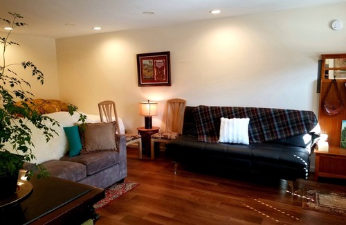 West Colorado Springs Apartment | Secure Studio-Mtn Views-Minutes to Destinations, Dining & Entertainment