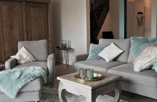 Timmel House | SEE eck Timmel Modern retreat