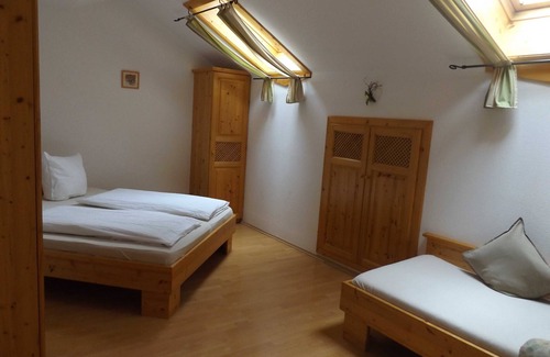 Nussdorf am Attersee Other | Seeblick Deluxe Apartment für 4 Personen - Gasthof Steinbichler - Most- und Wildbauernhof Groiss