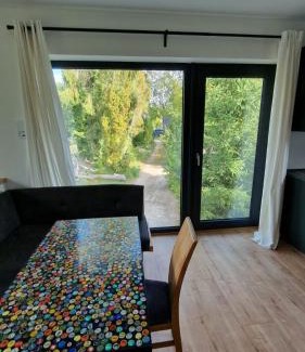 Zernsdorf Apartment | Seeblick Wohnung,Hausboot