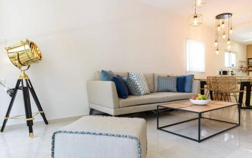 Tel Aviv City Center Apartment | Seeds of Gold by HolyGuest