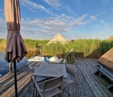 Rust Ski Chalet | Seehütte Neusiedlersee - Pfahlbau Waterfront 1