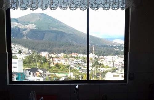Las Tolas Apartment | SEGURO, ACOGEDOR Y CÁLIDO - SU HOGAR EN QUITO