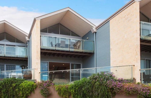 Augusta Apartment | Seine Bay Apartment (1 bedroom) modern accommodation in the townsite - Seine Bay Apartment (1 bedroom)