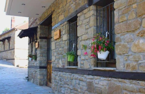 Nestorio Apartment | Seirios Guest House - Pefki Cozy Loft