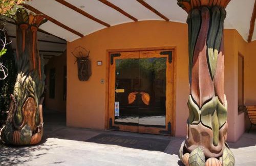 Melocoton Hotel | SEL Lodge - Aventura y Descanso