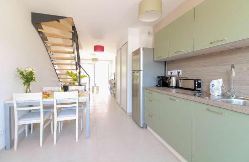 La Faviere Villa | SELECT'SO HOME - Résidence Le Poséidon - Mazet en Duplex - Prestations de qualité & Services Hôteliers - POS-G