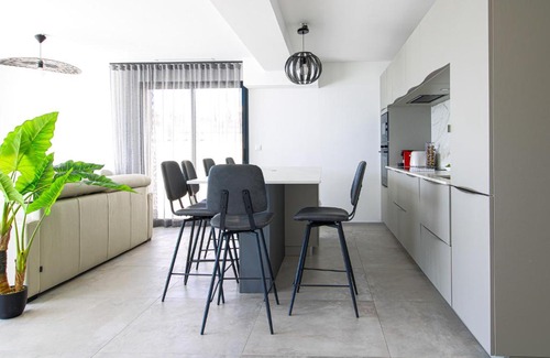 Cavaliere Beach Apartment | SELECT'soHOME - Appartement pour 6 personnes sur la plage de Cavalière - Vue mer - 4 étoiles - BLUEMOON