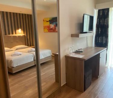 Igoumenitsa Hotel | Selefkos Palace