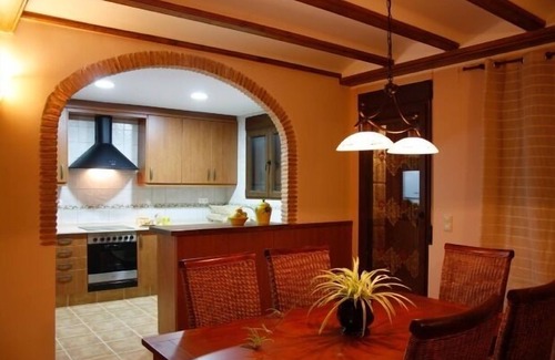 Fuentes de Rubielos Cottage | Self catering Rosella de Rubielos for 10 people