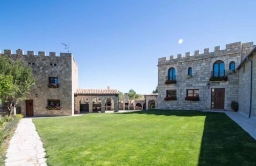 Citores del Paramo Cottage | Self catering Castle Eugenio for 6 people