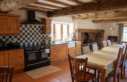 Broadwas Other | Self-catering farmhouse set in 68 acres of private land - dog and child friendly