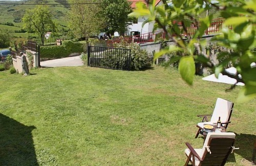 Mezkiritz Cottage | Self catering Lazkotzenea for 9 people