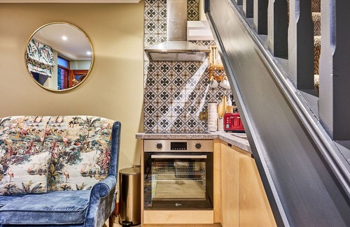 Londonderry Apartment | Self contained 1 bedroom apartment at The Lawrence