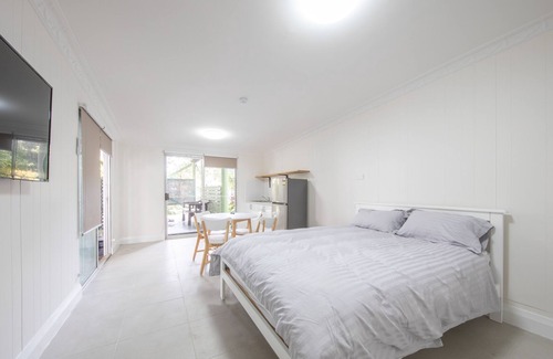 Wollongong Apartment | Self contained studio - Beach Shack