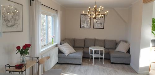 Skorstorp Villa | Semesterhus Kymbo Jungfrugården 2