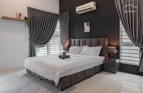 Pengkalan Aor House | Semi-D Black & White Retreat with Free NetFlix WiFi