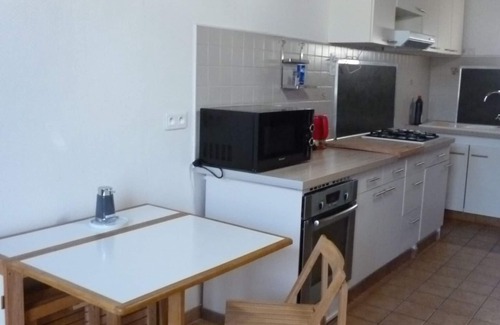 Le Pizou House | Semi-detached house