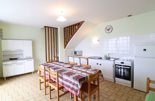 Lorcieres Cottage | Semi-detached house in Lorcières with BBQ, pets allowed
