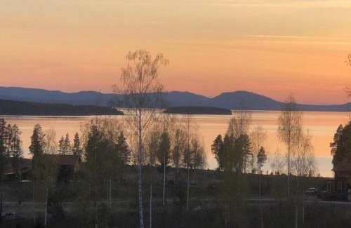 Tallberg Apartment | Semi-detached house with lakeview in Tällberg 6 beds