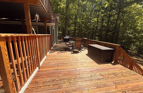 Gumberry Cabin | Semi secluded getaway