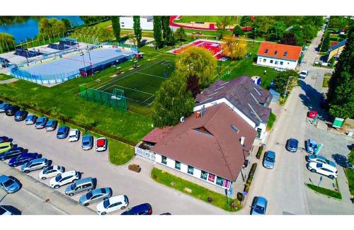 Szekesfehervar Bed & Breakfast | Sempre Étterem És Panzió