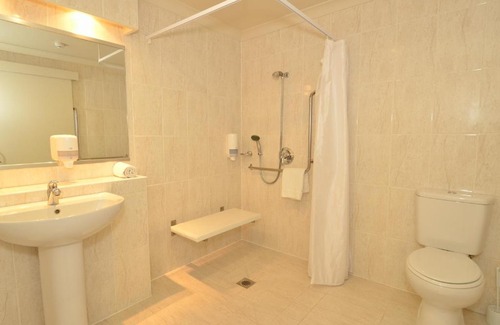 Gisborne Hotel | Senator Motor Inn