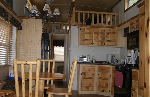 Hector Cabin | Seneca Lake -"Butternut Camp" near Wineries & Watkins Glen Race track