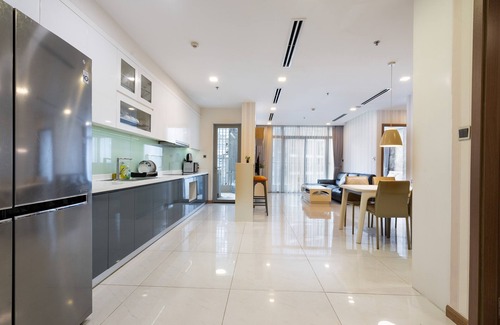Hang Xanh Apartment | [SENS HOUSE] @P1 Spacious 3-BRs Apt + 2 Balconies