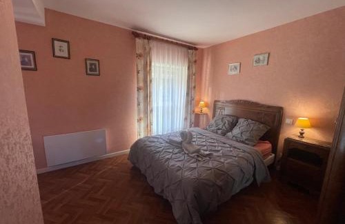 Chuffilly-Roche Bed & Breakfast | Sensation, chambre 2 lits pour 3 personnes, avec salle de bain privative