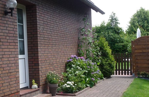 Grosefehn Apartment | Separate, quiet apartment (65 sqm) in the center of Großefehn, in the middle of East Frisia.