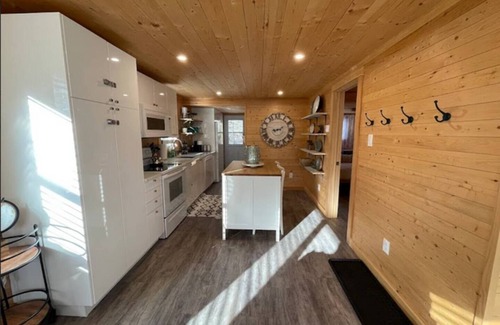 Mill Cove House | Sept Availability! Steps to St Margaret's Bay