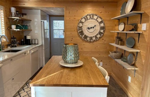 Mill Cove House | Sept Availability! Steps to St Margaret's Bay