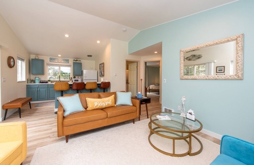 Sequim Cottage | Sequim Escape w/Gas Grill & Deck, Walk to Beach!
