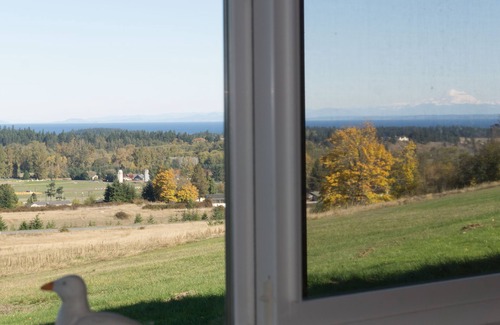 Highland Hills House | Sequim View Suite on Bell Hill - Strait Vista