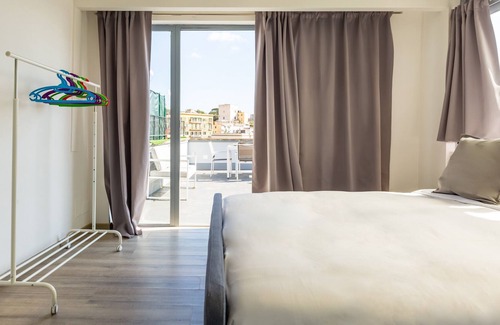 Pozzuoli Apartment | Serapide's Temple Apartment by Wonderful Italy