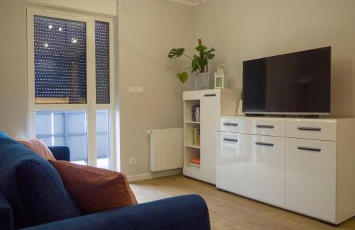 Klodzko Miasto Apartment | Serce Kotliny Kłodzkiej - Apartament 54m2 - 3 pokoje, balkon, ogródek
