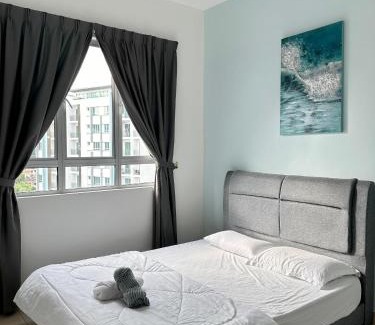 Kampung Bukit Merbah Apartment | Seremban Pool View 5-6 pax Suite