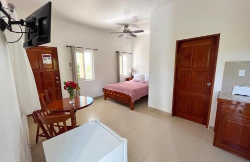 Caye Caulker Hotel | Seremei Villas
