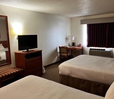 Sundance Hotel | Serena Inn & Suites