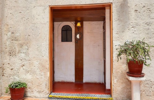 Historical Center Apartment | Serene 1 Bed Studio in Downtown Arequipa