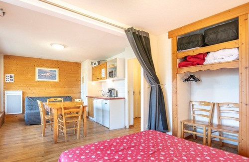 Chamrousse Apartment | Serene Alpine Stay for 6 guests