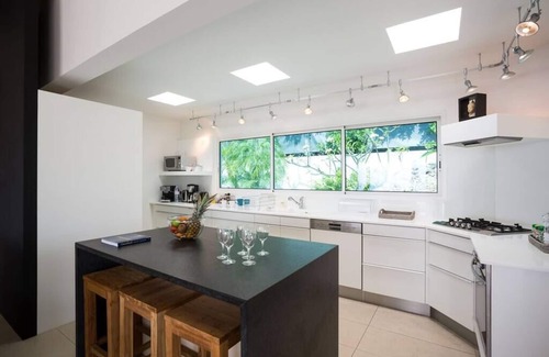 Saint-Barthelemy House | Serene Ambience in Villa Magnifica, WIFI, Pool