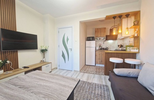 Veliko Tarnovo Center Apartment | Serene apartment with AC in top centre of charming Veliko Tarnovo